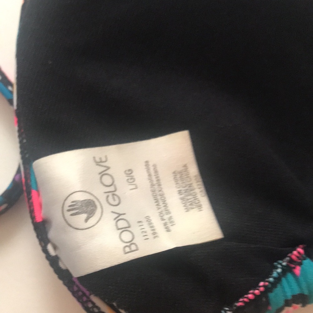 Body Glove Bikini Floral & Black - Picture 11 of 13